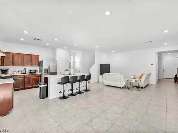 6999 Bard Ave, Las Vegas, NV 89113