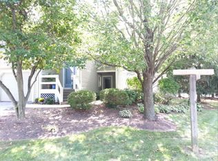 2000 Meadow Gln, Reading, PA 19610