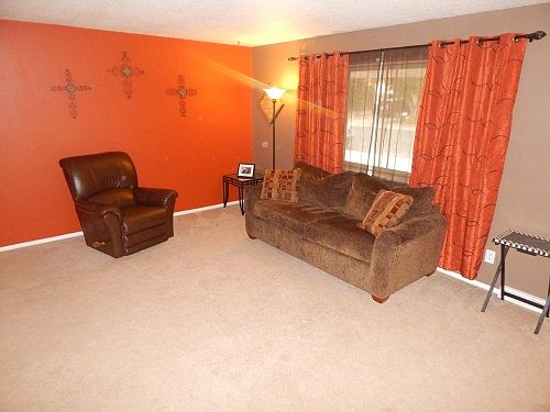 3rd image of 4704 El Camino Dr