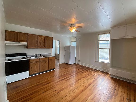 2nd image of 217 N Almon St #10967687