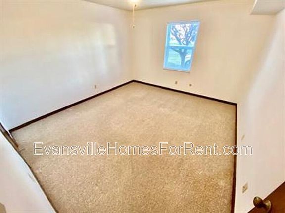 5th image of 2300 W Iowa St #2306