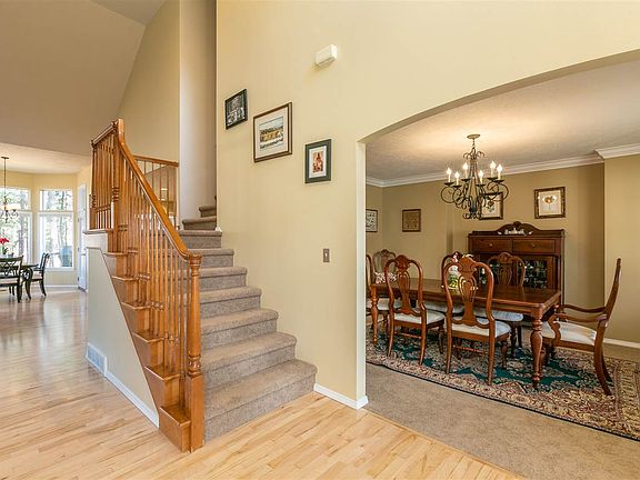 3rd image of 6412 S Latah Hills Ct