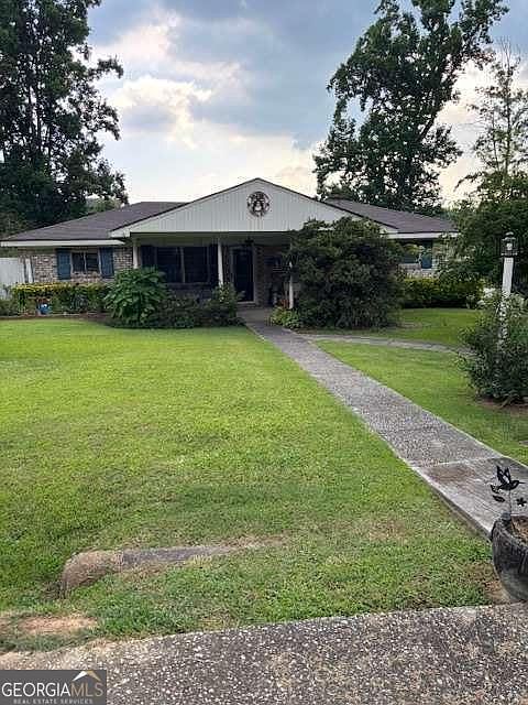 1st image of 3675 Goodwin Rd