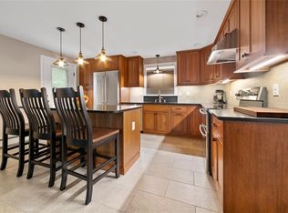 5 Westwind Rd, South Kingstown, RI 02879