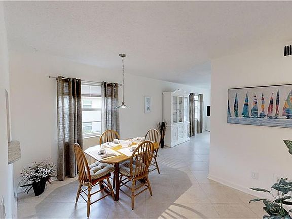 5th image of 12 Vista Gardens Trl APT 207