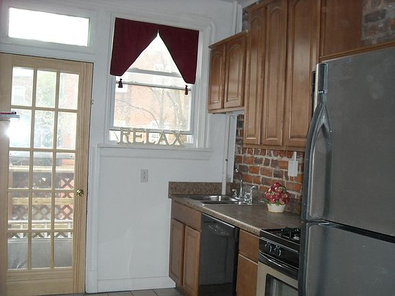 2nd image of 3123 Patterson Ave #A