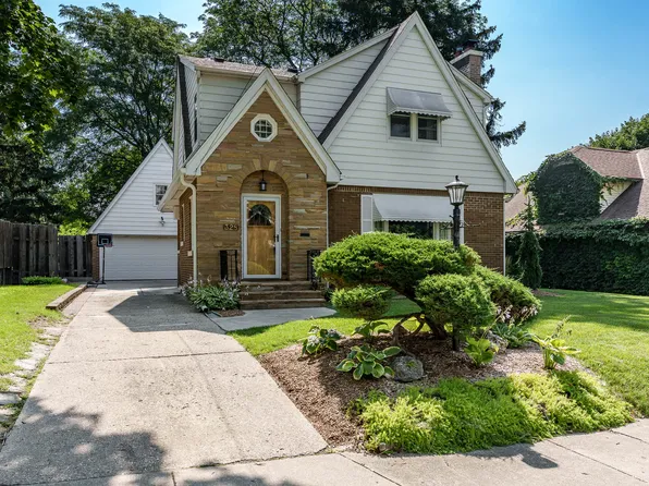 328 Hollister Ave, Rockford, IL 61108