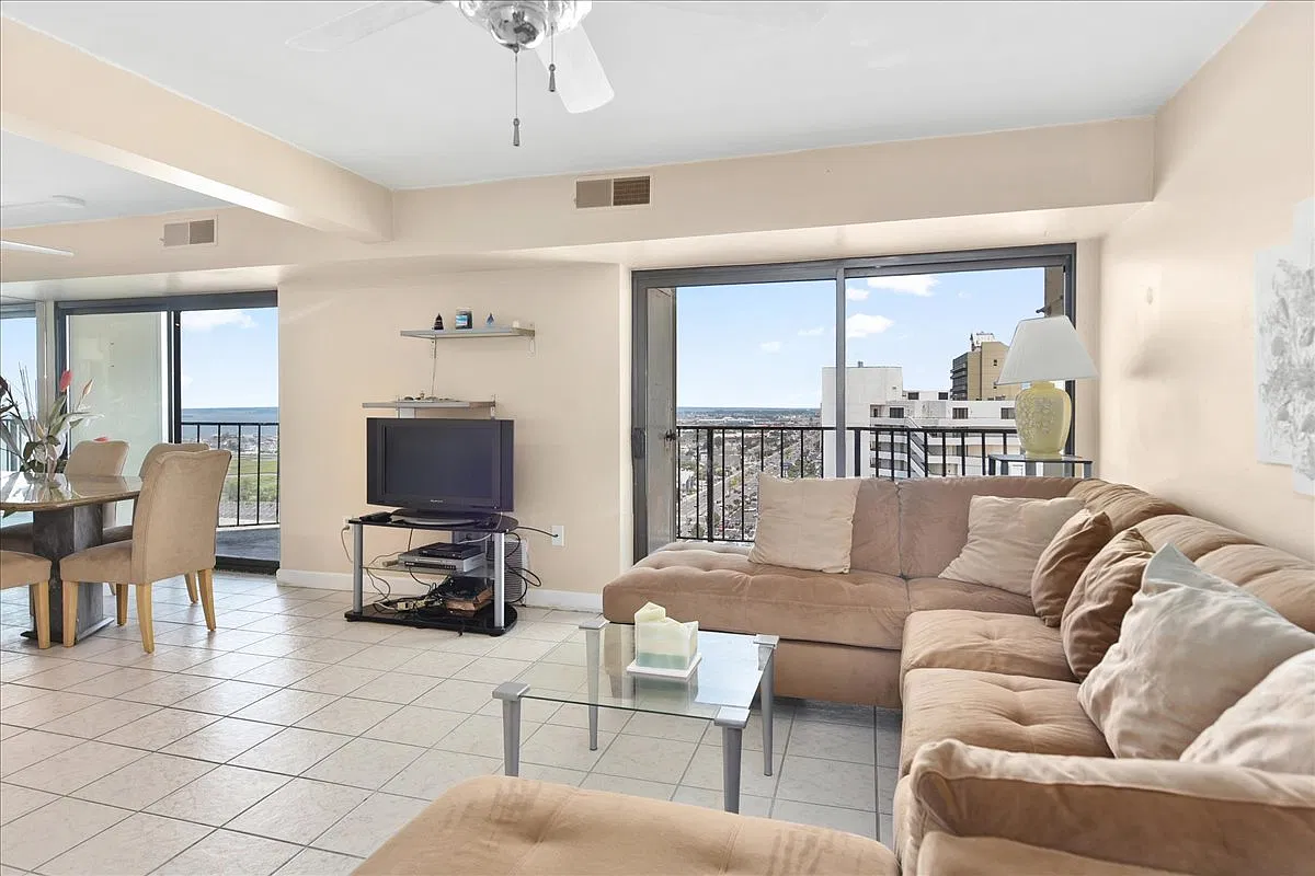 9400 Coastal Hwy — Photo 2