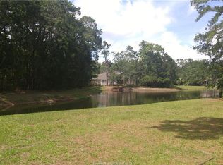 5 Sussex Ln, Hilton Head Island, SC 29926