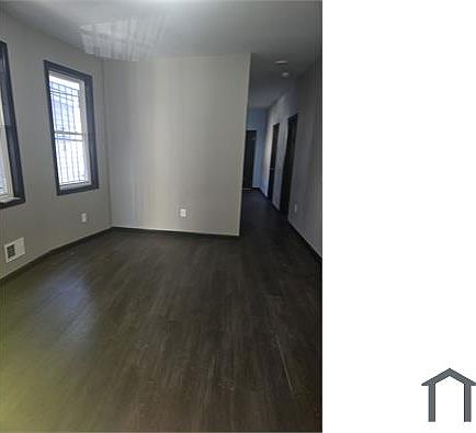 3rd image of 66 Norwood St Floor 1