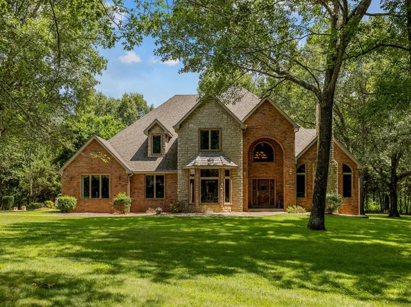 891 Spirit Valley Court, Nixa, MO 65714