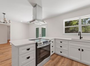 7508 Deaver Dr, North Richland Hills, TX 76180