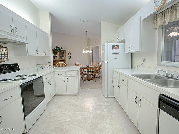 4th image of 13840 SE 86th Ter