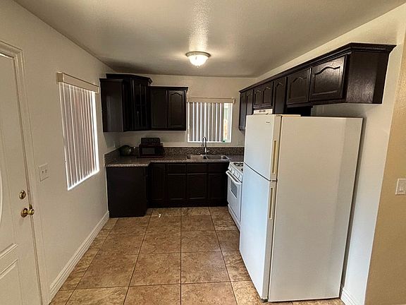 4th image of 10504 S San Pedro St