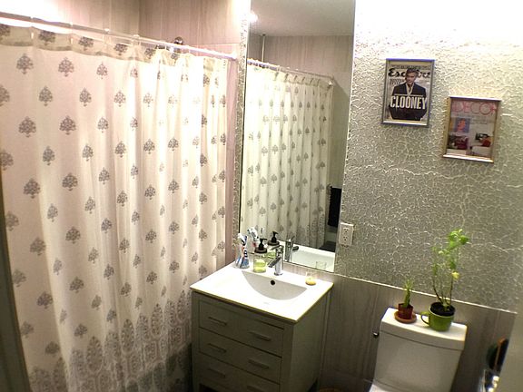 4th image of 230 Wythe Ave APT 2O