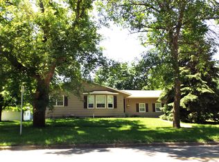 111 Medary Ave, Brookings, SD 57006