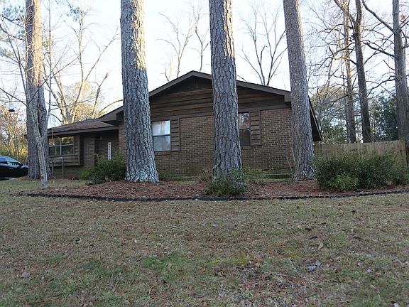 4th image of 517 Claythorne Dr