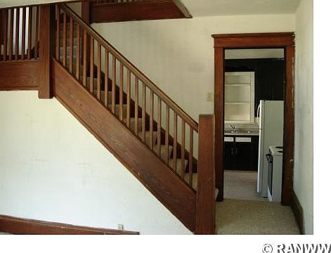 2nd image of 309 12th Ave W