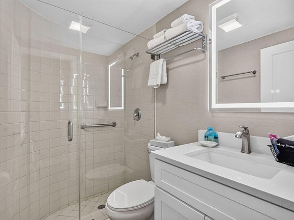 3rd image of 2301 S Ocean Blvd #5-B