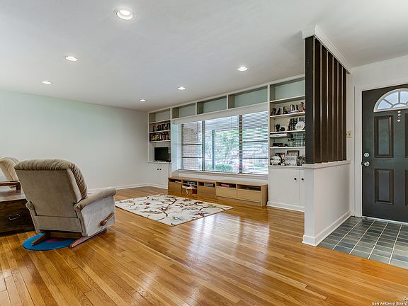 3rd image of 2022 FLAMINGO DR
