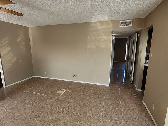5th image of 4800 Country Club Dr APT A