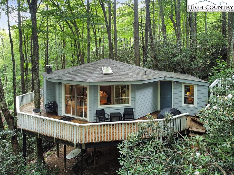 1st image of 560 Laurel Ridge Road