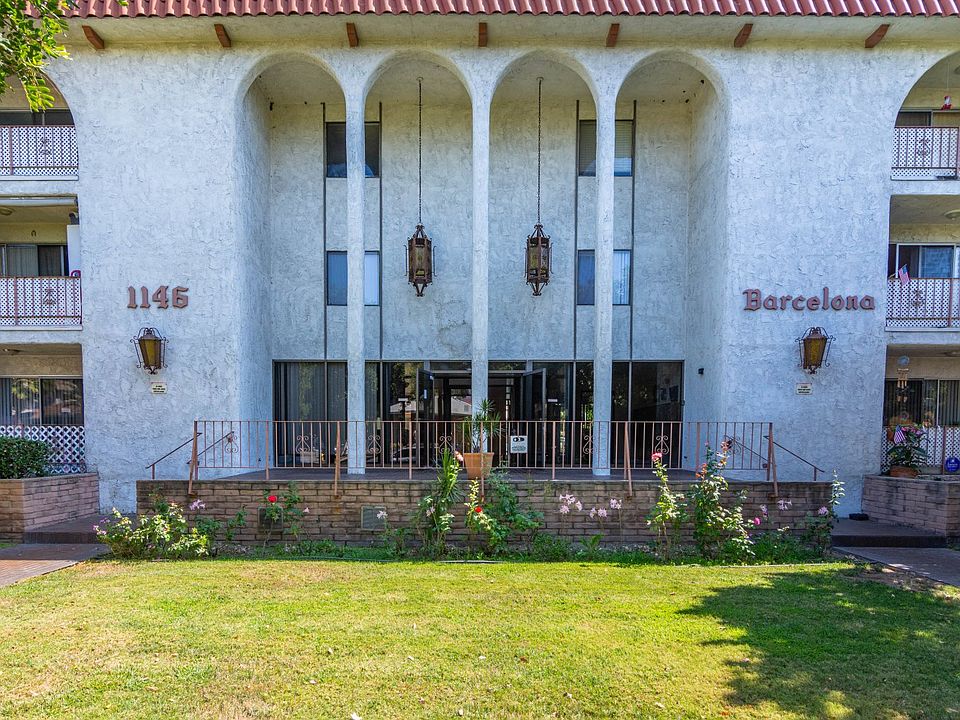 1st image of 1146 E Lexington Dr #25