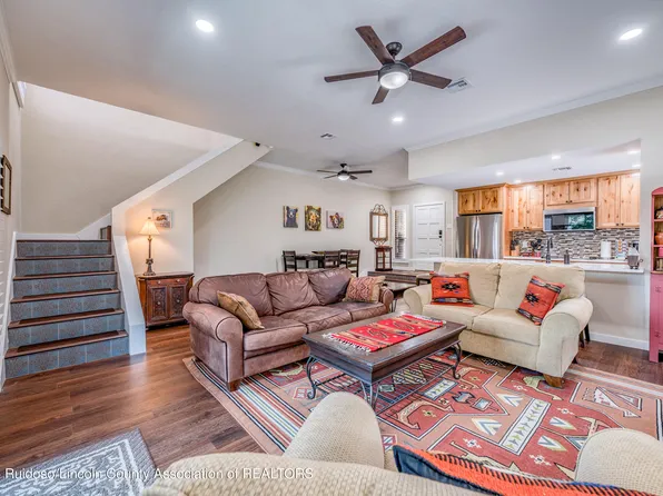 205 Racquet Dr #4B, Ruidoso, NM 88345