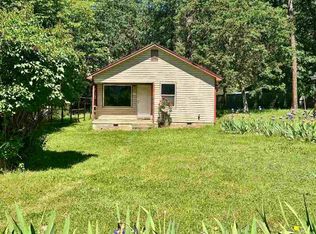 318 Seiad Grove Rd, Seiad Valley, CA 96086