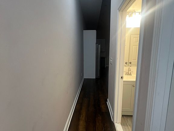 5th image of 1919 McCulloh St
