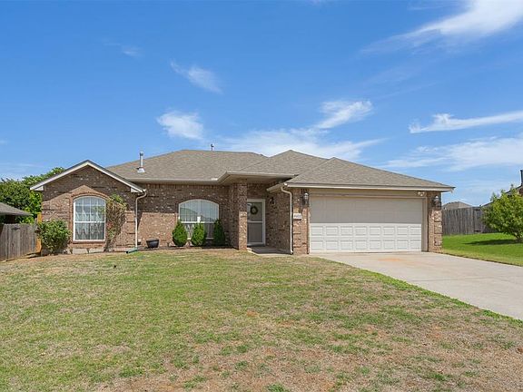 2nd image of 4405 Spotted Owl Cir