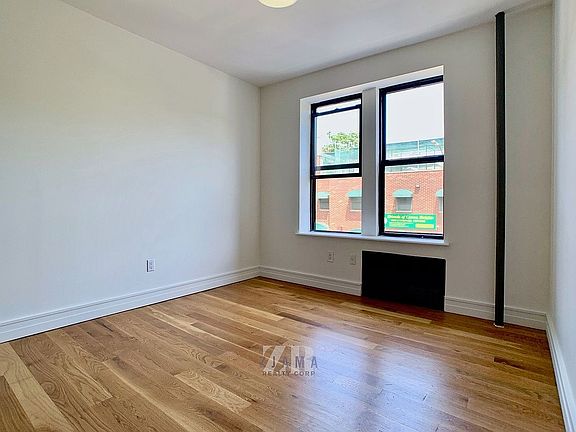 5th image of 1030 Carroll St APT 2A