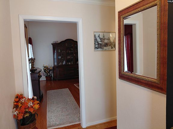 3rd image of 309 Tall Shadows Ln
