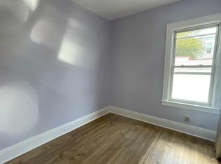 70-39 67th St #1, Ridgewood, NY 11385