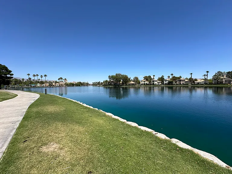 2505 Sea Venture Dr — Photo 39