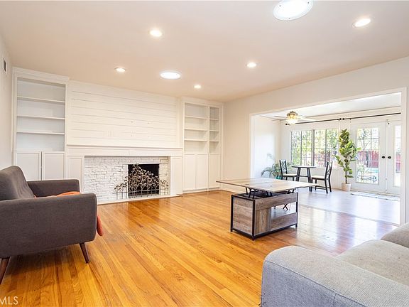 2nd image of 8534 Bothwell Rd