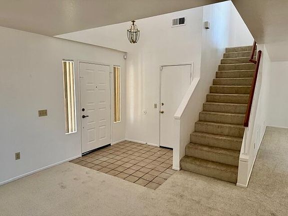 4th image of 37733 Harvey St