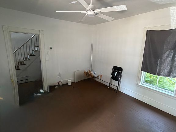 2nd image of 6 Maple St #B