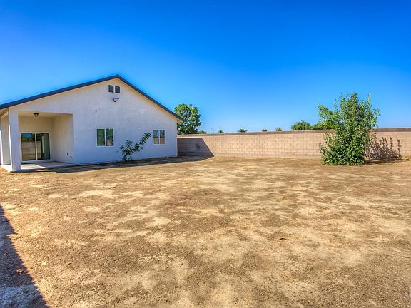 4th image of 2020 Ironbark St