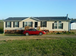 70 Highfield Ln, Broadway, NC 27505