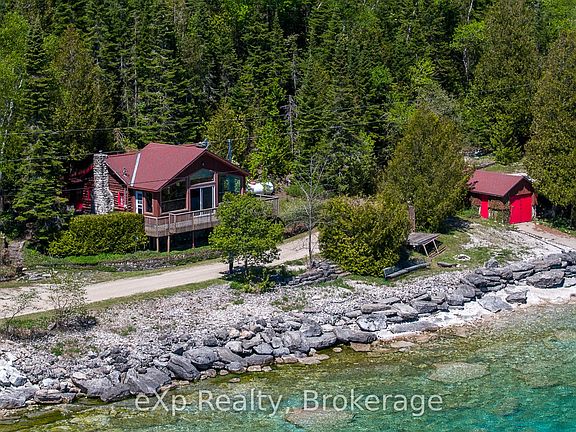 3rd image of 155 Shore Rd N