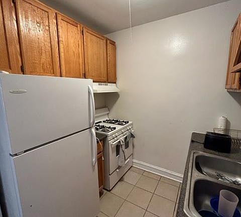 4th image of 7010 N Ashland Blvd APT 200