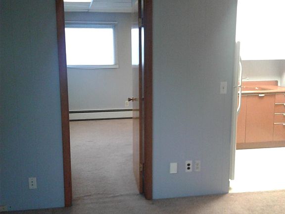 4th image of 465 Robert Ct #3