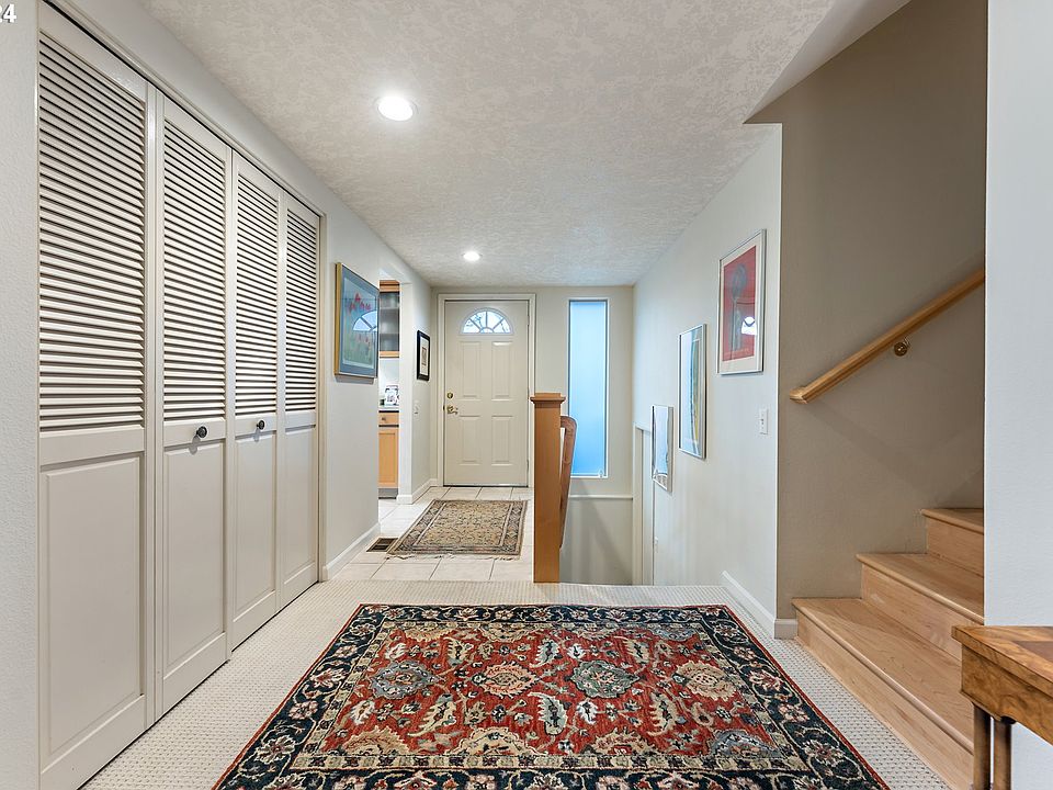 10435 SW Highland Dr, Tigard, OR 97224 | MLS #24430490 | Zillow
