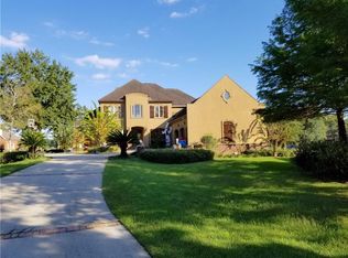 5720 Riverview Plantation Dr, Theodore, AL 36582