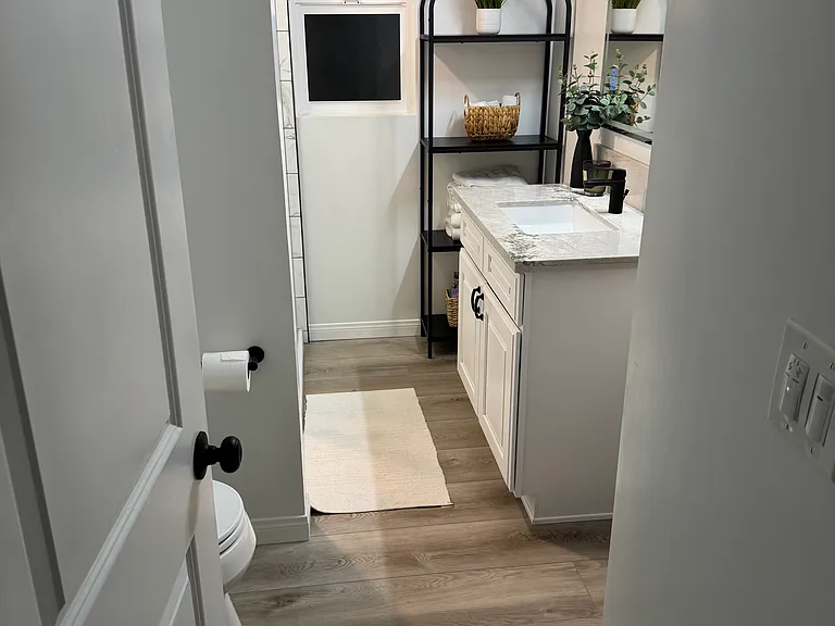 10827 Valley Home Ave — Photo 3