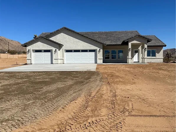 16353 Smokethorn Rd, Apple Valley, CA 92307