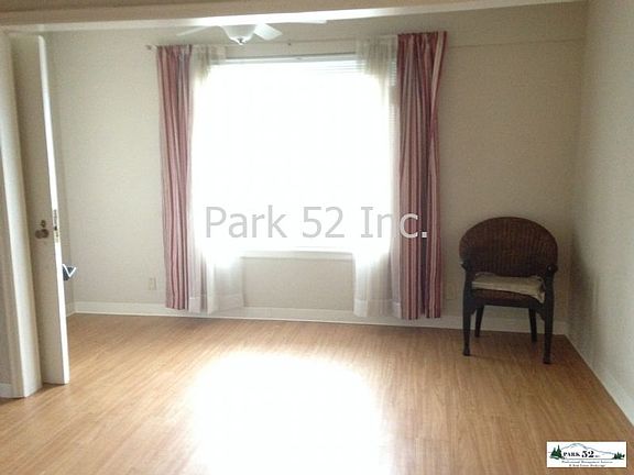 3rd image of 315 4th Ave SW APT 2