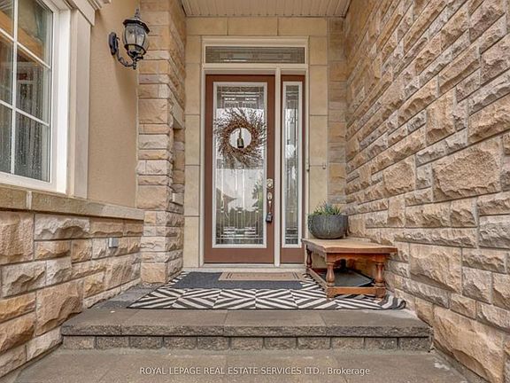 3rd image of 485 Pringle Ave #25
