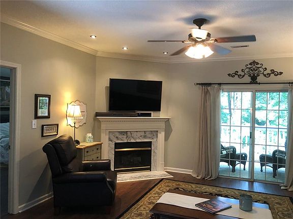 2nd image of 202 Peachtree Club Dr